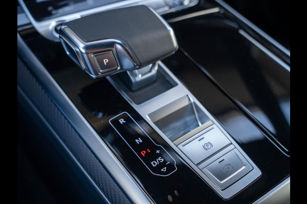 Audi Q8 60 TFSI e Quattro Competition 490PK / Pano / B&O / Carbon / 360 / RS stoelen / Luchtvering
