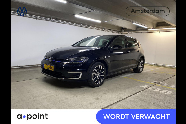 Volkswagen e-Golf E-DITION 136 pk | Navigatie | Parkeersensoren | Achteruitrijcamera | Adaptieve cruise control | Stoelverwarming |