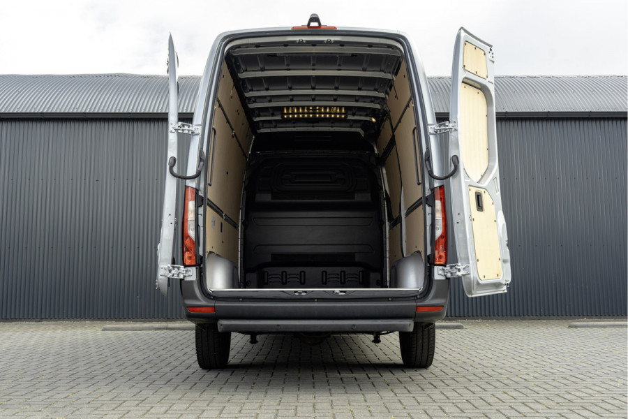 Mercedes-Benz Sprinter 317 CDI L2H2 | Automaat met Flippers | Mbux | Camera | CarPlay | Navi | Climate | Cruise | PDC | Euro 6