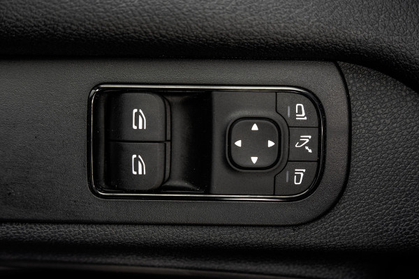 Mercedes-Benz Sprinter 317 CDI L2H2 | Automaat met Flippers | Mbux | Camera | CarPlay | Navi | Climate | Cruise | PDC | Euro 6