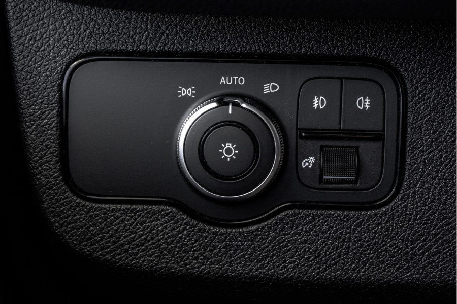 Mercedes-Benz Sprinter 317 CDI L2H2 | Automaat met Flippers | Mbux | Camera | CarPlay | Navi | Climate | Cruise | PDC | Euro 6