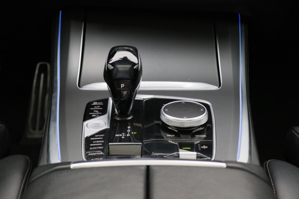BMW X5 xDrive45e High Executive M Sport Panoramadak, Luchtvering, ACC, H&K, Head-Up, 360° Camera, Trekhaak, 22"