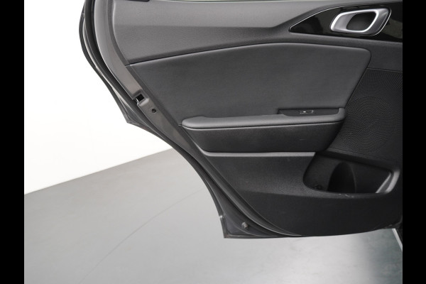 Kia Xceed 1.5 T-GDi DynamicPlusLine Airco - Apple Carplay/Android Auto - Cruise Control - Dodehoekdetectie - Navigatie - Fabrieksgarantie tot 03-2031
