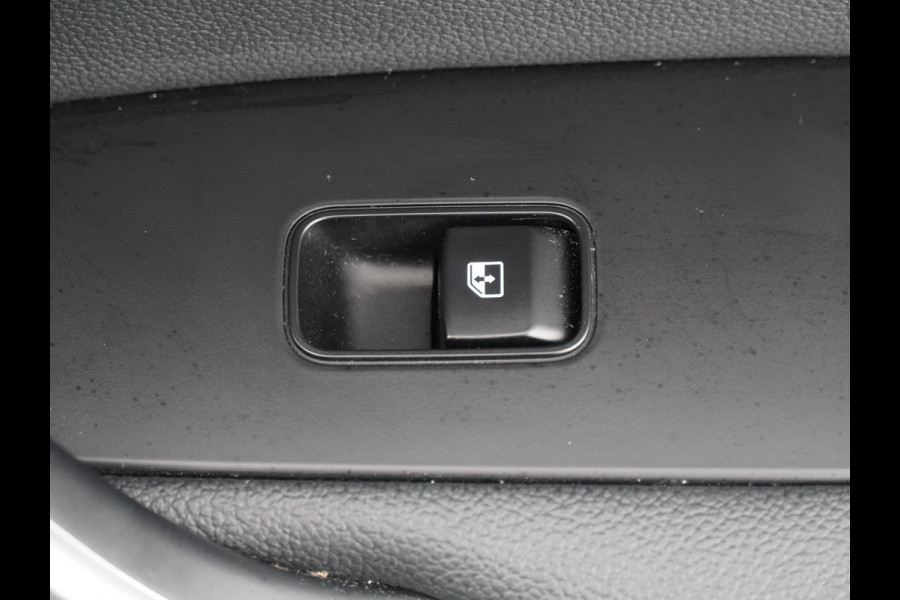 Kia Xceed 1.5 T-GDi DynamicPlusLine Airco - Apple Carplay/Android Auto - Cruise Control - Dodehoekdetectie - Navigatie - Fabrieksgarantie tot 03-2031