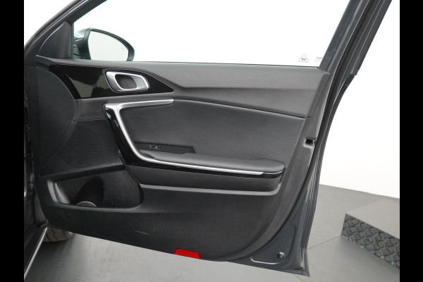 Kia Xceed 1.5 T-GDi DynamicPlusLine Airco - Apple Carplay/Android Auto - Cruise Control - Dodehoekdetectie - Navigatie - Fabrieksgarantie tot 03-2031