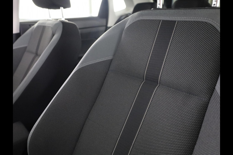 Volkswagen Polo 1.0 TSI Highline 95 pk | Navigatie via App | Autom. airco | Parkeersensoren | Adaptieve cruise control | App connect |