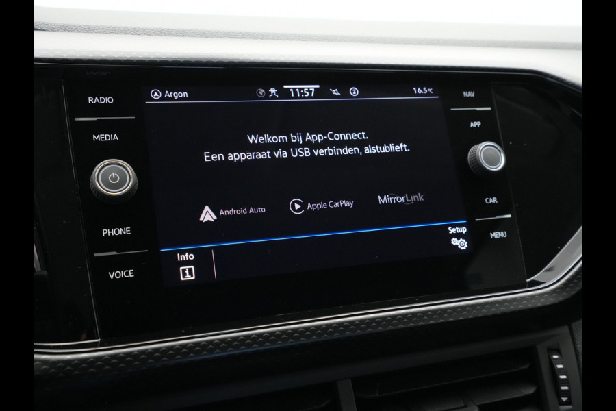 Volkswagen T-Cross 1.0 TSI 95pk Life Clima Navigatie Camera PDC Carplay 329