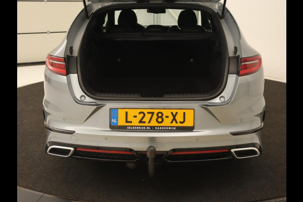 Kia ProCeed 1.5 T-GDI GT-Line | Panoramadak | Trekhaak | Stoel & stuurverwarming | Leder/Alcantara | Adaptive cruise | Carplay | Navigatie | Camera | Keyless | Digital Cockpit