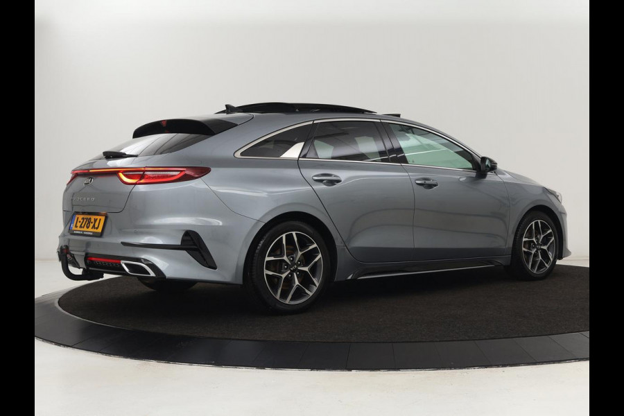 Kia ProCeed 1.5 T-GDI GT-Line | Panoramadak | Trekhaak | Stoel & stuurverwarming | Leder/Alcantara | Adaptive cruise | Carplay | Navigatie | Camera | Keyless | Digital Cockpit