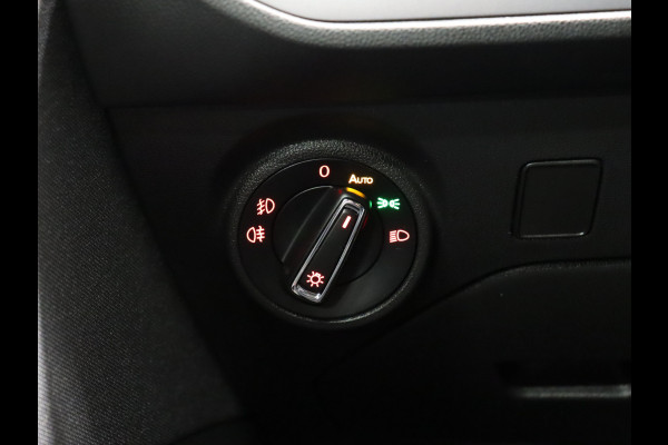 Seat Leon 1.0 TSI Style Ultimate Edition [APPLE CARPLAY, TREKHAAK, ACHTERUITRIJ CAMERA, CRUISE CONTROL , CLIMATE CONTROL , NAVIGATIE, ANDROID, NIEUWSTAAT]