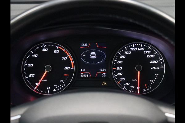 Seat Leon 1.0 TSI Style Ultimate Edition [APPLE CARPLAY, TREKHAAK, ACHTERUITRIJ CAMERA, CRUISE CONTROL , CLIMATE CONTROL , NAVIGATIE, ANDROID, NIEUWSTAAT]
