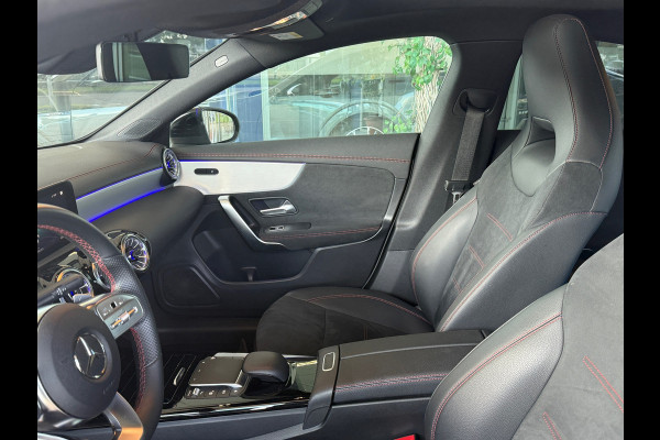 Mercedes-Benz CLA-Klasse 200 163pk AMG Line Pano|Sfeer|Panamerica Dealer Onderhouden