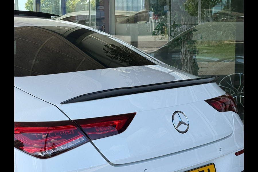 Mercedes-Benz CLA-Klasse 200 163pk AMG Line Pano|Sfeer|Panamerica Dealer Onderhouden