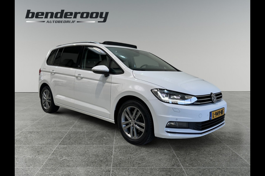 Volkswagen Touran 7p 1.4 TSI 150pk DSG Highline | Pano dak | Trekhaak