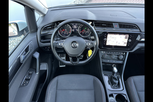 Volkswagen Touran 7p 1.4 TSI 150pk DSG Highline | Pano dak | Trekhaak