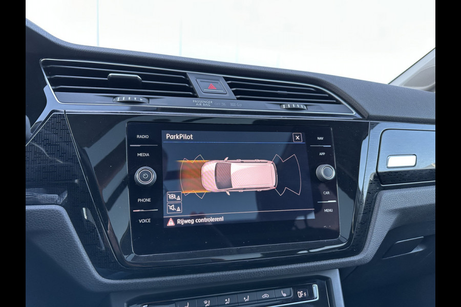 Volkswagen Touran 7p 1.4 TSI 150pk DSG Highline | Pano dak | Trekhaak