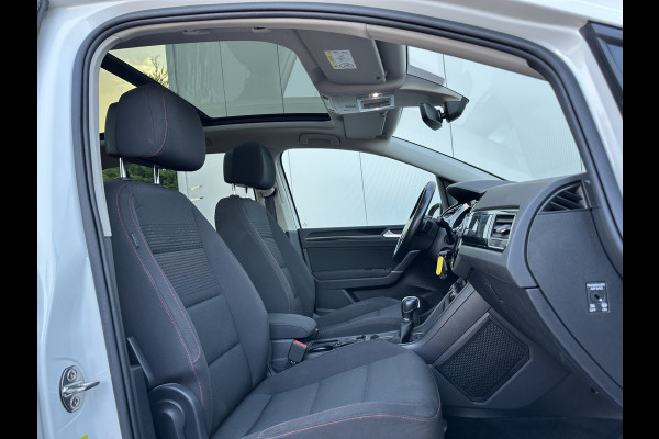 Volkswagen Touran 7p 1.4 TSI 150pk DSG Highline | Pano dak | Trekhaak