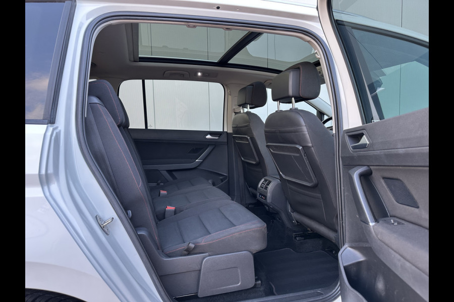 Volkswagen Touran 7p 1.4 TSI 150pk DSG Highline | Pano dak | Trekhaak