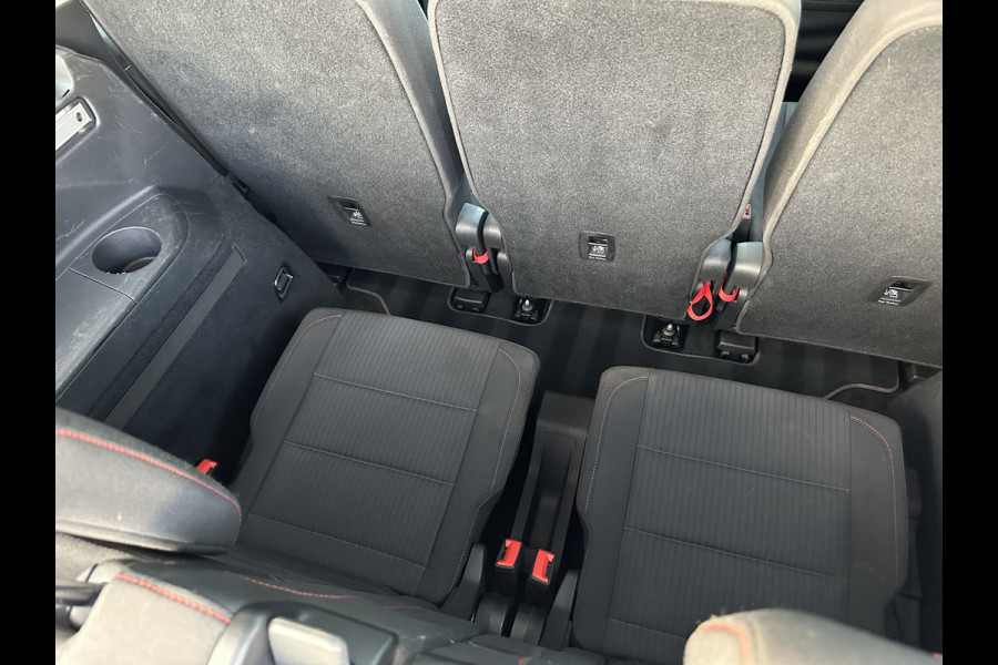 Volkswagen Touran 7p 1.4 TSI 150pk DSG Highline | Pano dak | Trekhaak