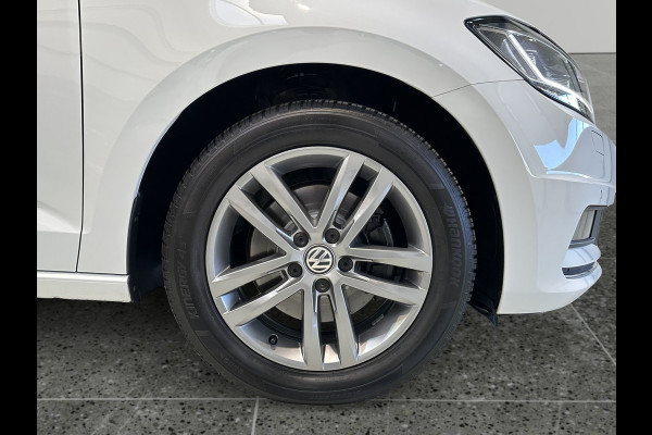 Volkswagen Touran 7p 1.4 TSI 150pk DSG Highline | Pano dak | Trekhaak