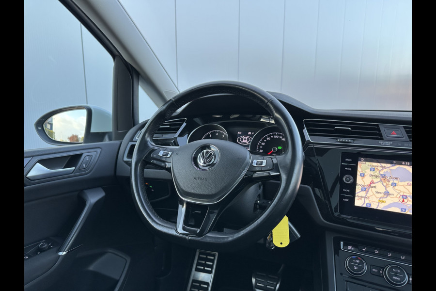 Volkswagen Touran 7p 1.4 TSI 150pk DSG Highline | Pano dak | Trekhaak