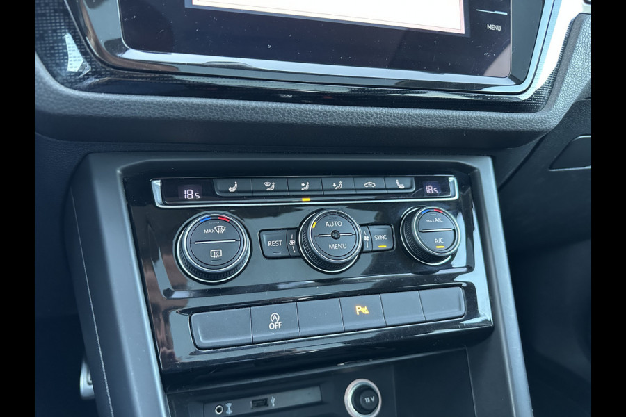 Volkswagen Touran 7p 1.4 TSI 150pk DSG Highline | Pano dak | Trekhaak