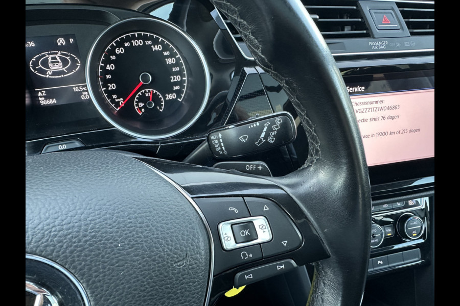 Volkswagen Touran 7p 1.4 TSI 150pk DSG Highline | Pano dak | Trekhaak