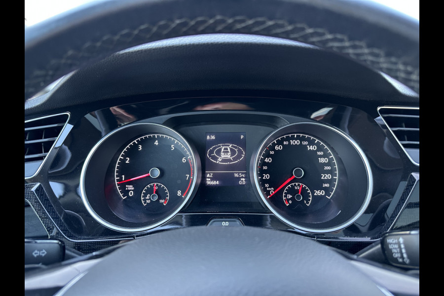 Volkswagen Touran 7p 1.4 TSI 150pk DSG Highline | Pano dak | Trekhaak
