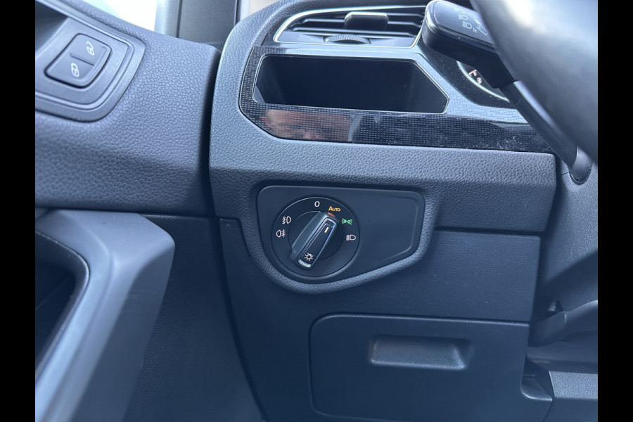 Volkswagen Touran 7p 1.4 TSI 150pk DSG Highline | Pano dak | Trekhaak