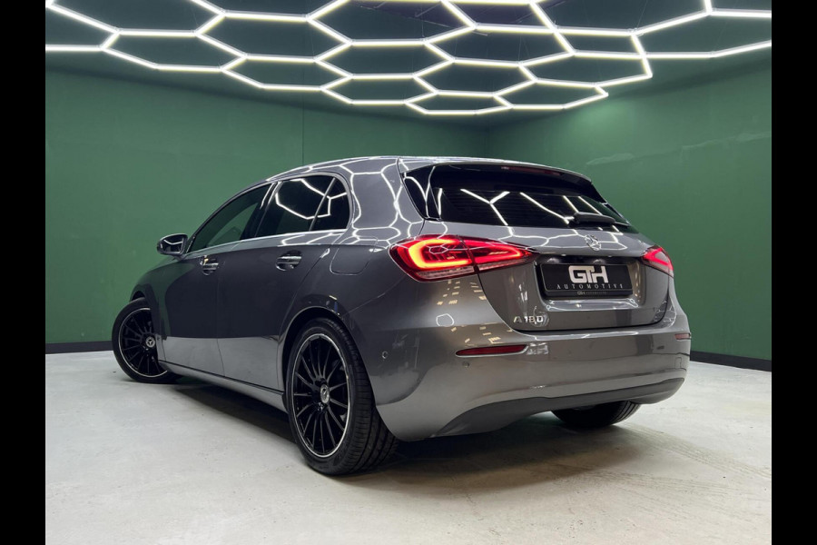 Mercedes-Benz A-Klasse 180 Camera | Cruise | Lane | Led | Navi