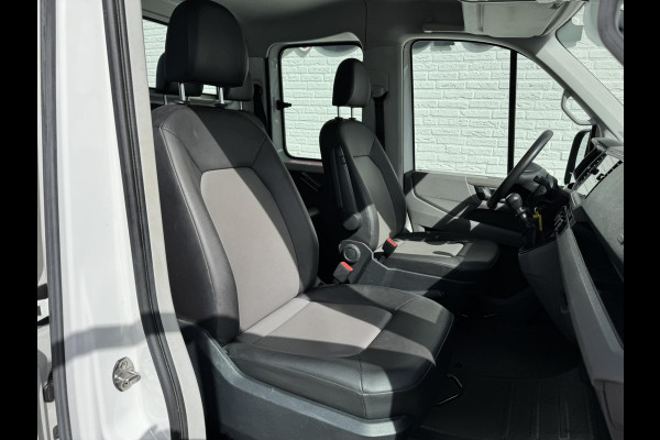 Volkswagen Crafter 35 2.0 TDI L4 DC Trendline Cruise control Automatisch airco Navigatie Apple Carplay / Android Auto