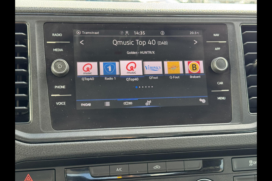 Volkswagen Crafter 35 2.0 TDI L4 DC Trendline Cruise control Automatisch airco Navigatie Apple Carplay / Android Auto