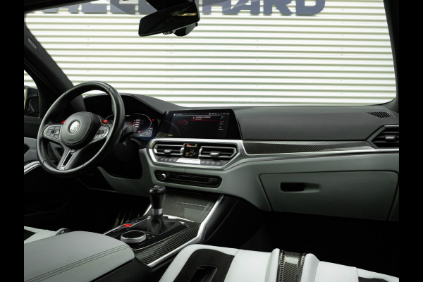 BMW 3 Serie M3 - Manual - Individual "Frozen Black" - Carbon Brakes - Bucket Seats BMW 3 Serie M3 - Manual - Individual "Frozen Black" - Carbon Brakes - Bucket Seats