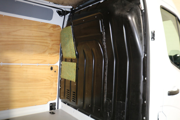 Renault Master 2.3 dCi 146pk L2 H2 2x Schuifdeur Airco Navigatie Camera