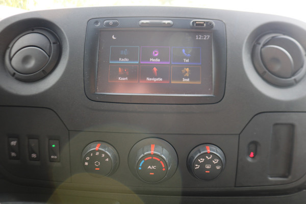 Renault Master 2.3 dCi 146pk L2 H2 2x Schuifdeur Airco Navigatie Camera
