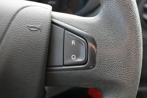 Renault Master 2.3 dCi 146pk L2 H2 2x Schuifdeur Airco Navigatie Camera