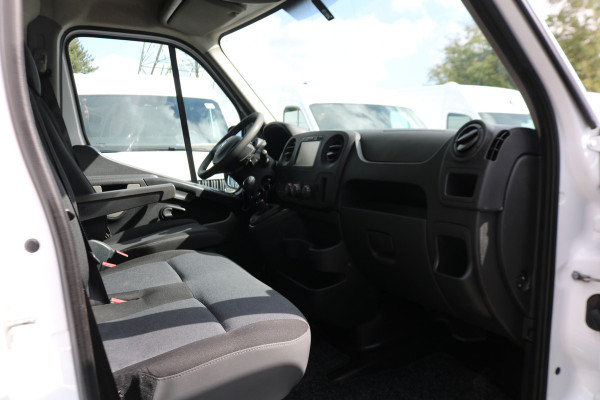 Renault Master 2.3 dCi 146pk L2 H2 2x Schuifdeur Airco Navigatie Camera