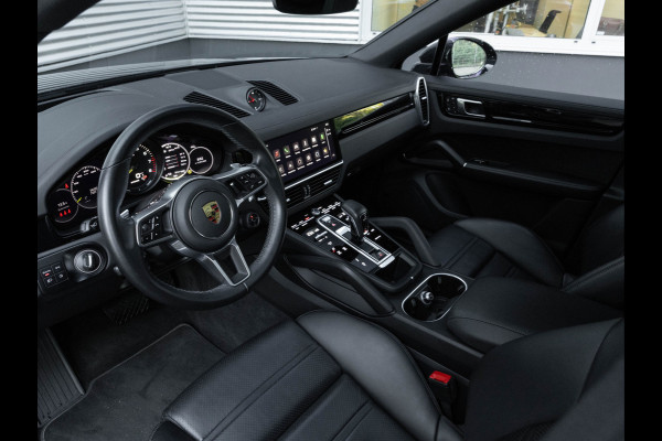Porsche Cayenne Coupé 3.0 E-Hybrid - Pano - Sport Chrono - Trekhaak - Luchtvering - Achterasbesturing