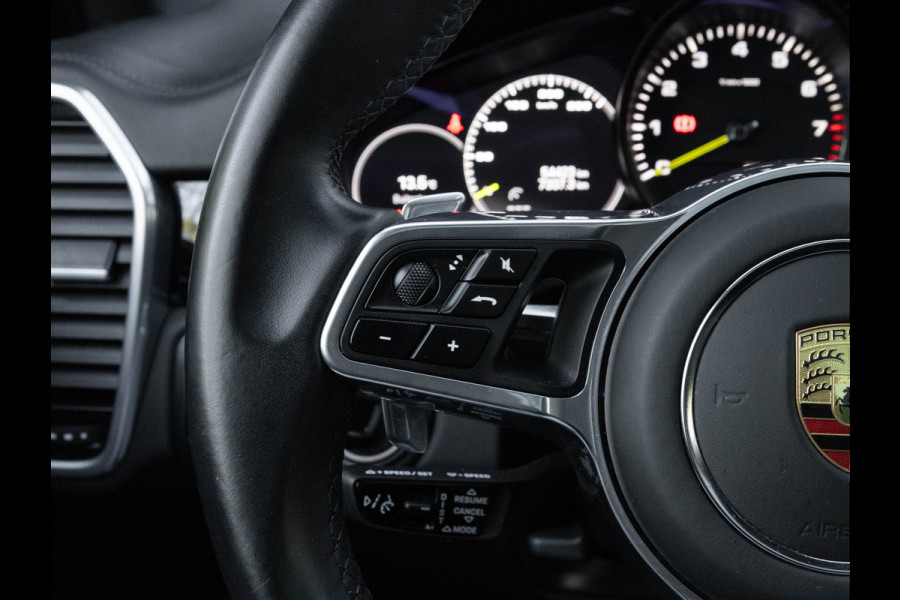 Porsche Cayenne Coupé 3.0 E-Hybrid - Pano - Sport Chrono - Trekhaak - Luchtvering - Achterasbesturing
