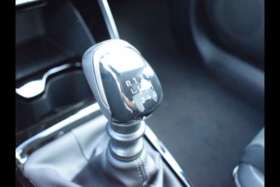 Citroën C3 1.2 Turbo 100pk Max | camera + sensoren | carplay | navigatie | E.C.C. | cruise control | uit voorraad leverbaar