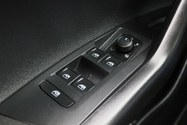 Volkswagen Taigo 1.0 TSI Life Airco, Cruise, Apple Carplay, Elektrisch Pakket, LED, DAB, PDC, 16''