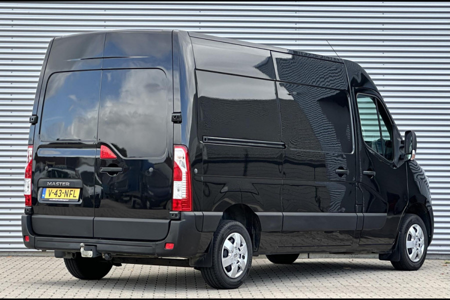 Renault Master T33 2.3 dCi L2H2 Trekhaak|Airco|Zwart Navi|Airco|Zwart|Lage km stand|Nette bus!