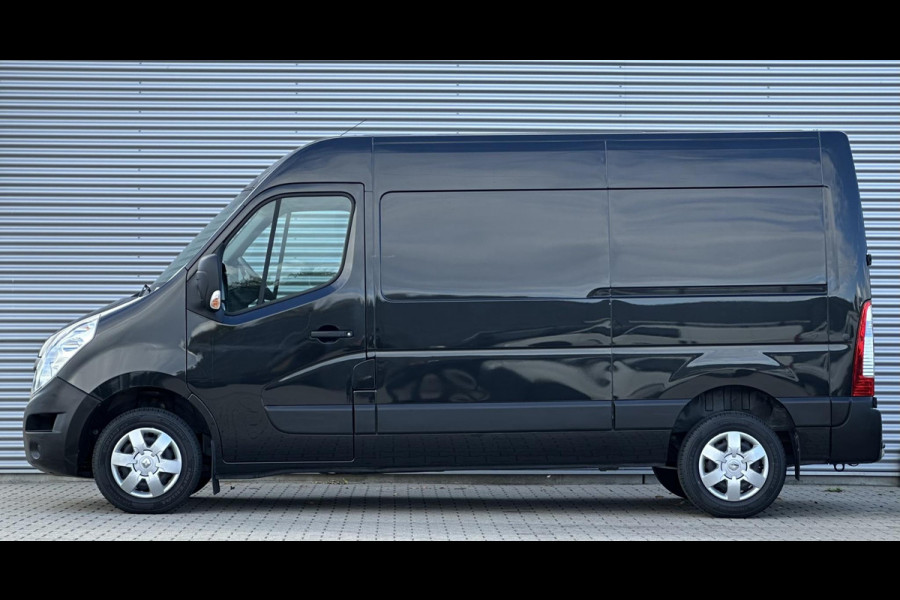 Renault Master T33 2.3 dCi L2H2 Trekhaak|Airco|Zwart Navi|Airco|Zwart|Lage km stand|Nette bus!