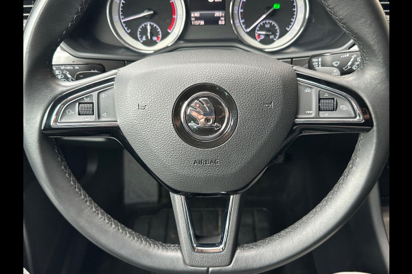 Škoda Superb Combi 2.0 TSI DSG 140Kw Navi Carplay Memory Škoda Superb Combi 2.0 TSI DSG 140Kw Navi Carplay Memory