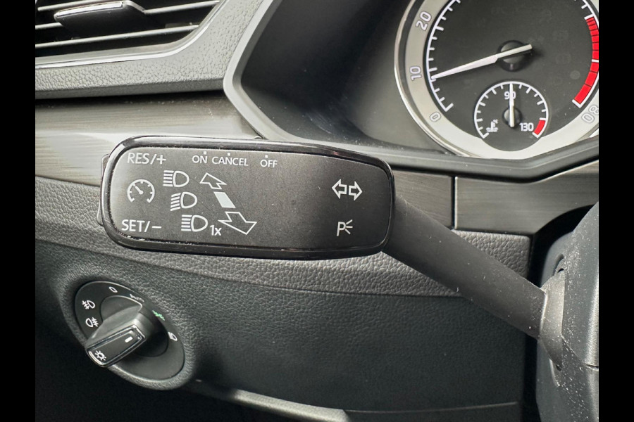 Škoda Superb Combi 2.0 TSI DSG 140Kw Navi Carplay Memory Škoda Superb Combi 2.0 TSI DSG 140Kw Navi Carplay Memory