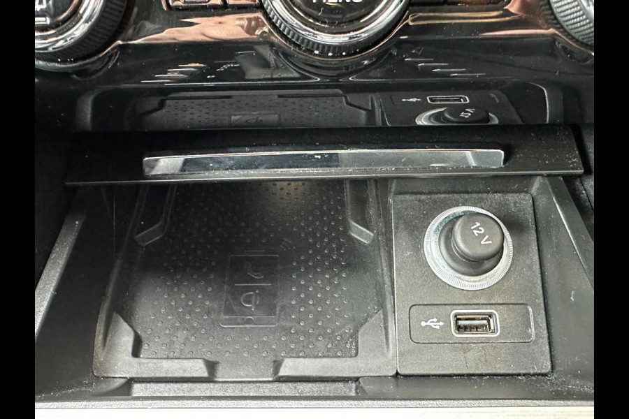 Škoda Superb Combi 2.0 TSI DSG 140Kw Navi Carplay Memory Škoda Superb Combi 2.0 TSI DSG 140Kw Navi Carplay Memory
