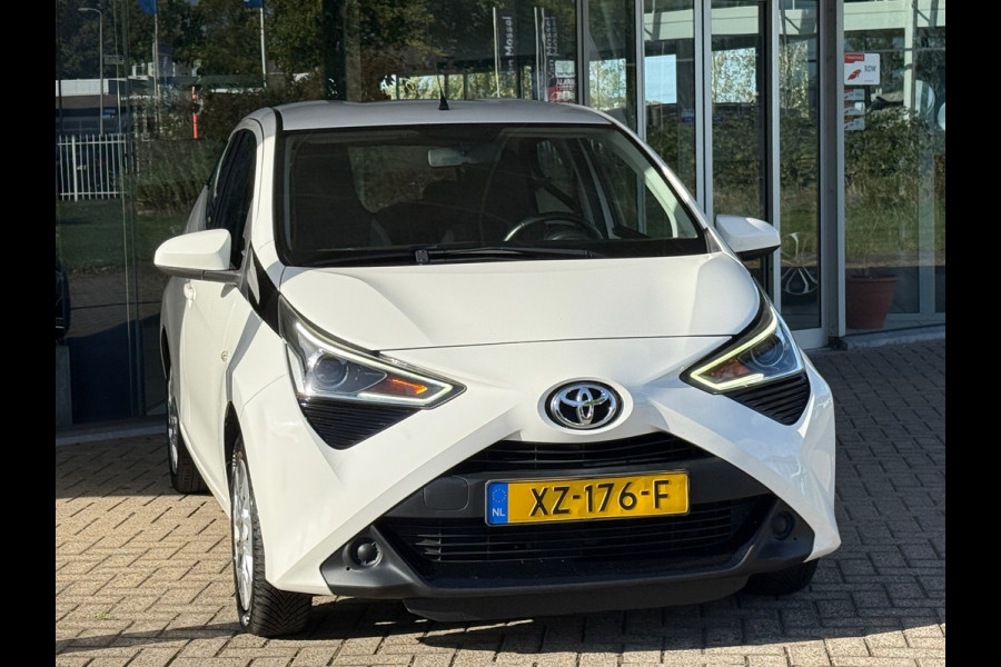 Toyota Aygo 1.0 VVT-i x-play Navi|Camera|Carplay
