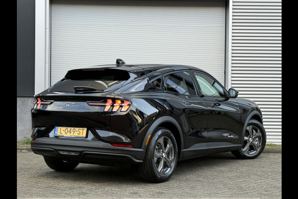 Ford Mustang Mach-E Extended RWD 98 kWh | SOH 93.5% | Camera | Stoel/Stuurverw. | Apple Carplay