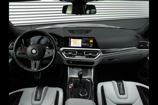 BMW 3 Serie M3 - Manual - Individual "Frozen Black" - Carbon Brakes - Bucket Seats BMW 3 Serie M3 - Manual - Individual "Frozen Black" - Carbon Brakes - Bucket Seats