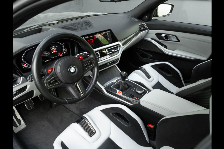 BMW 3 Serie M3 - Manual - Individual "Frozen Black" - Carbon Brakes - Bucket Seats BMW 3 Serie M3 - Manual - Individual "Frozen Black" - Carbon Brakes - Bucket Seats